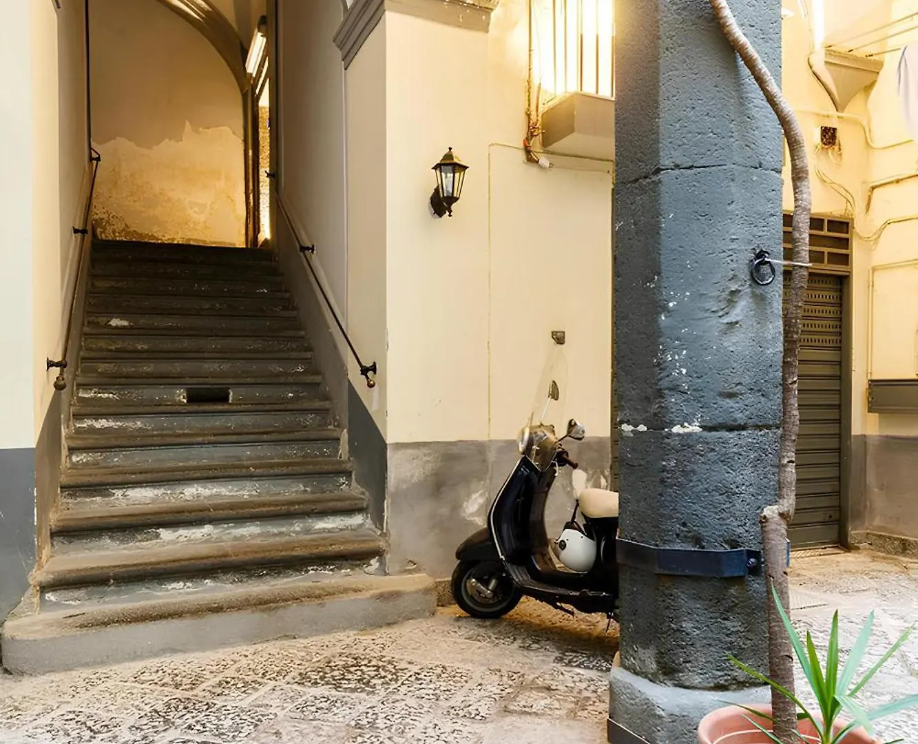 Jacuzzi - Centro Storico La Goccia Di S.Gennaro Apartment Naples Italy